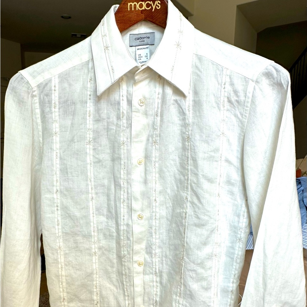 Claiborne - 100% Linen Embroidery Shirt